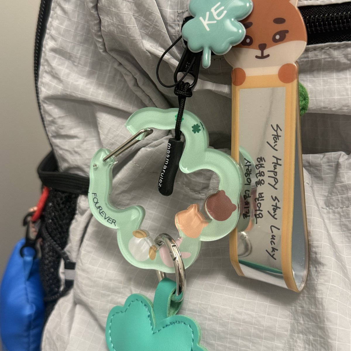 데이식스 10주년 기념, 콘서트 다녀오고
기분좋아서 여는 #rt 이벤트!
귀여운뒷태의 방케필돈 카라비너 
1분 보내드릴께요

🍀rt+맘찍ღ
🍀국내 거주하는 마이데이(본계만 참여가능)
🍀gs반택으로 배송비 제가 부담합니다!

🦊당발 9월 7일