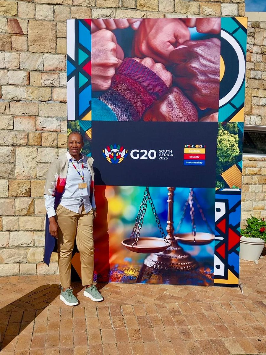 GeminiGIS's tweet photo. Day 2 of 3 at the 6th SELM🚀 | G20 Space Exhibition🌍
GGES showcasing GIS &amp; Environmental Solutions for  sustainable future.

#G20 #SELM #GGES #Innovation #FutureReady https://t.co/4cGbkeqrJ5