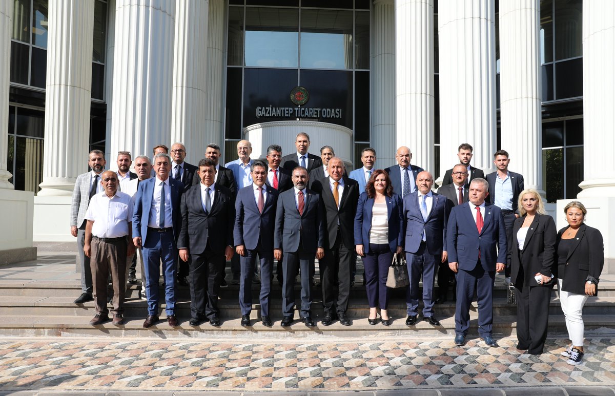 ▪️<a href="/iyiparti/">İYİ Parti</a> TBMM Grup Başkanvekili İstanbul Milletvekili <a href="/SBugraKavuncu/">Buğra Kavuncu</a>, Gaziantep İl Başkanı Şerif Başkülekçi, GİK Üyeleri Pelin Sellitepe Turan ve Kazım Yücel, Şahinbey ve Şehitkamil İlçe Başkanları, Kadın Kolları ve Gençlik Kolları Başkanları ile beraberindeki heyet, Odamızı