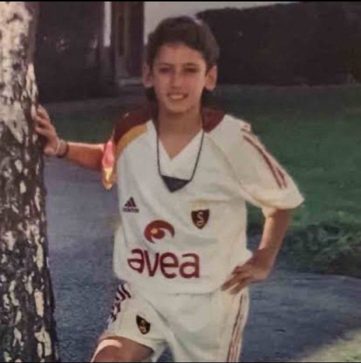 Galatasaray'ı Galatasaray'lılara emanete edin.İlkay tamam sırada Hakan var.İtalya'da bir Aslan var
#HakanCimboma