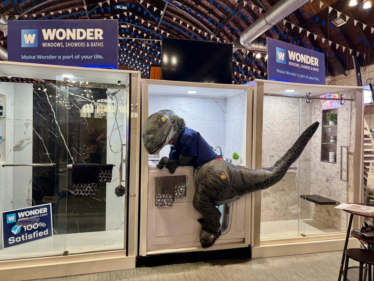 WonderWindows tweet picture