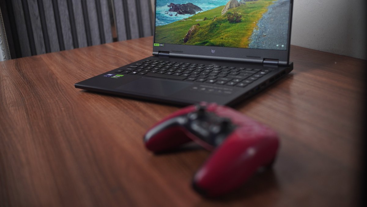i just reviewed this Gaming laptop and it is great, solid performance and around 9 hours battery life 

Acer Predator Helios Neo 14
14.5"WQXGA 165hz
16gb ram
1tb ssd
RTX 4070 (8gb gddr6)
Boxed

Intel Core Ultra 9 185h (14th gen) 2.45m
Intel Core Ultra 7 155u (14th gen) 2.25m