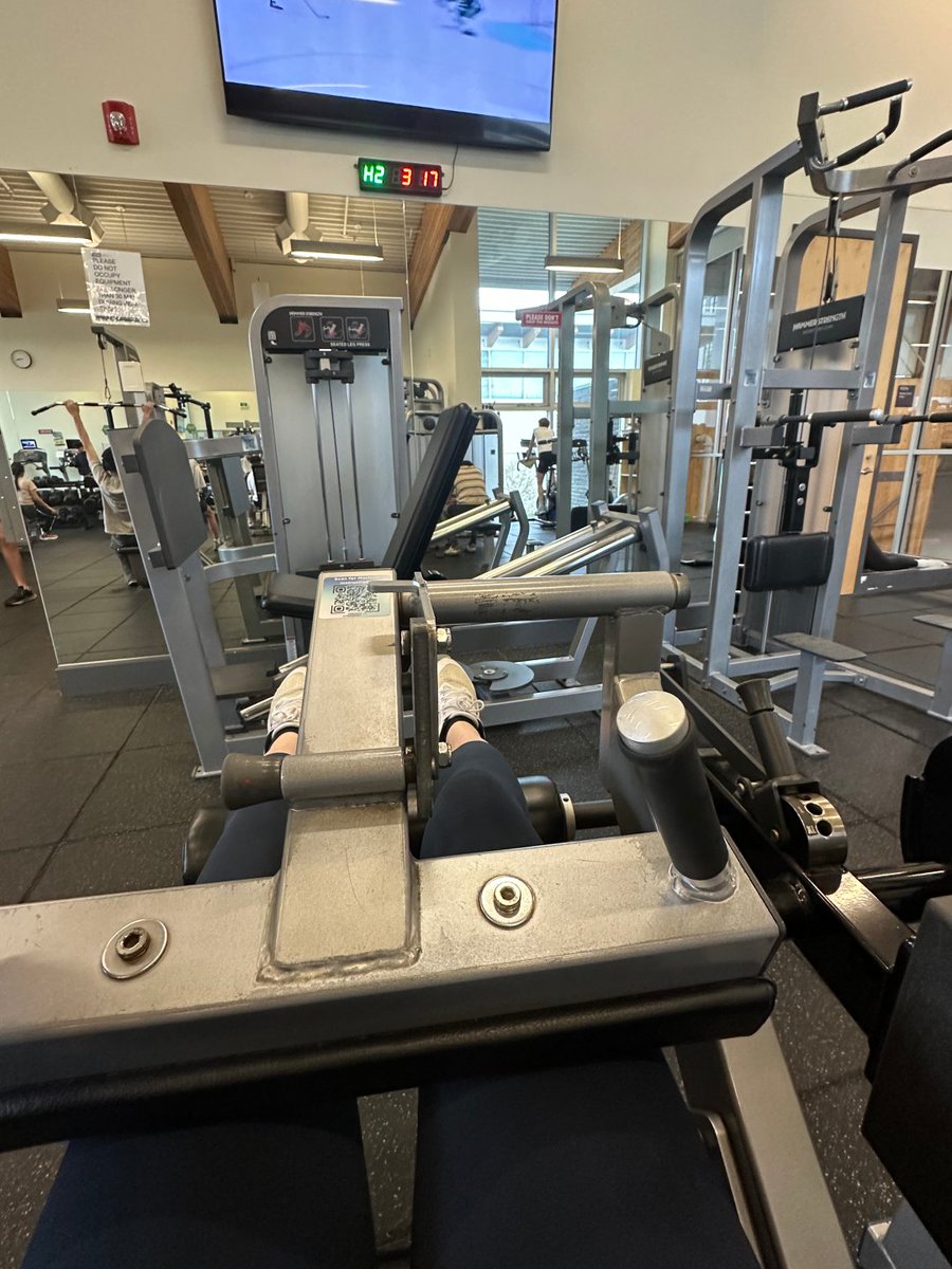 bltzwsj's tweet image. I haven't #exercised in a long time, so I'll start by finding my rhythm.