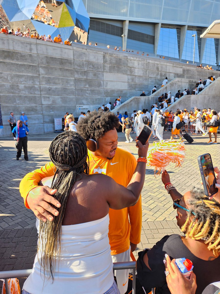 Tracy Walls, Ed. D. (@coachtwalls) on Twitter photo Week 1️⃣ in the b🍊🍊ks! <a href="/EthanUtley1/">Ethan Utley</a> #GBO My first hug of the season #VOLWalk #Ejstrong #VolMom #Blessed #ProudMom #BeKind Joshua 1:9 Trusting the Process Week 1️⃣ in the b🍊🍊ks! <a href="/EthanUtley1/">Ethan Utley</a> #GBO My first hug of the season #VOLWalk #Ejstrong #VolMom #Blessed #ProudMom #BeKind Joshua 1:9 Trusting the Process