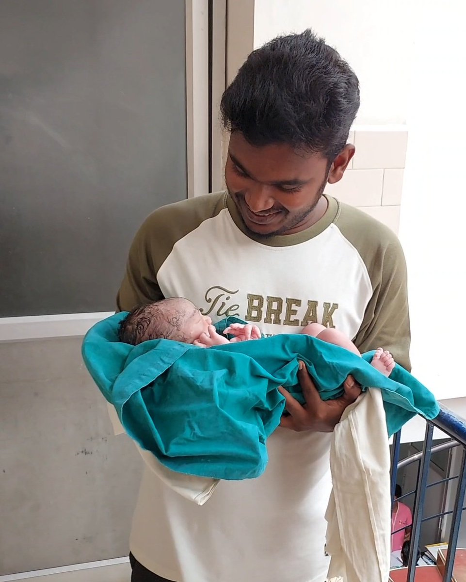 sparkanandh's tweet image. மகன் பிறந்திருக்கிறான்! 💙
தாயும் சேயும் நலம்🤱🏻

#மகிழ்ச்சி #BlessedBaby #BoyBaby #BabyBoy