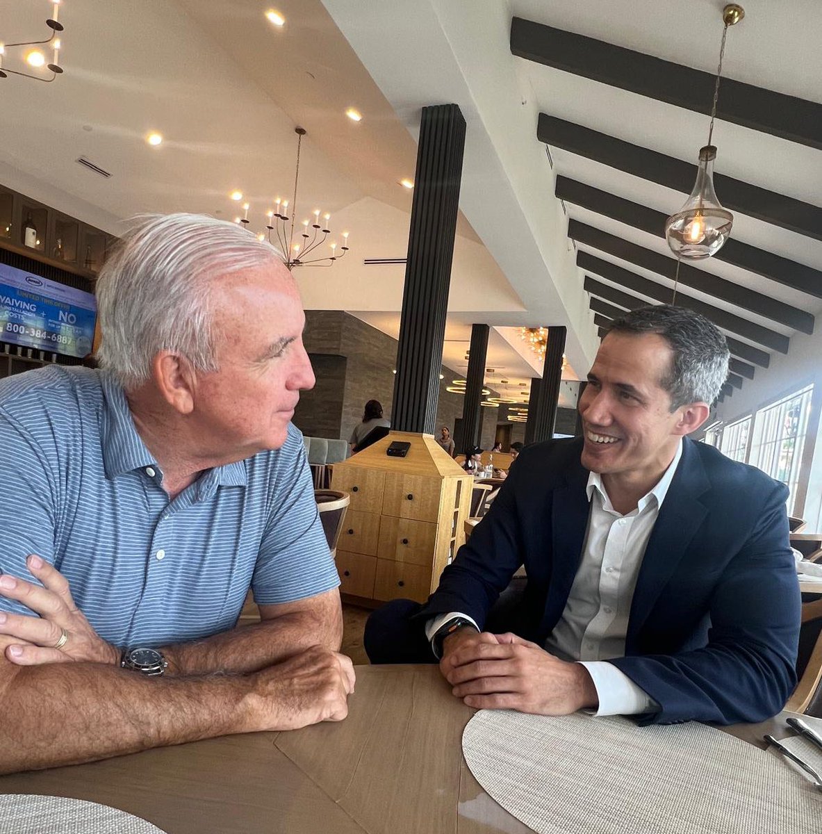 <a href="/FMPinilla/">Fernando Pinilla</a> <a href="/jguaido/">Juan Guaidó</a> Buen momento para comprender que sigue siendo muy bien respaldado por el #DeepStateCriollo, foto de hace par de días con el <a href="/RepCarlos/">Rep. Carlos A. Gimenez</a> Gimenez