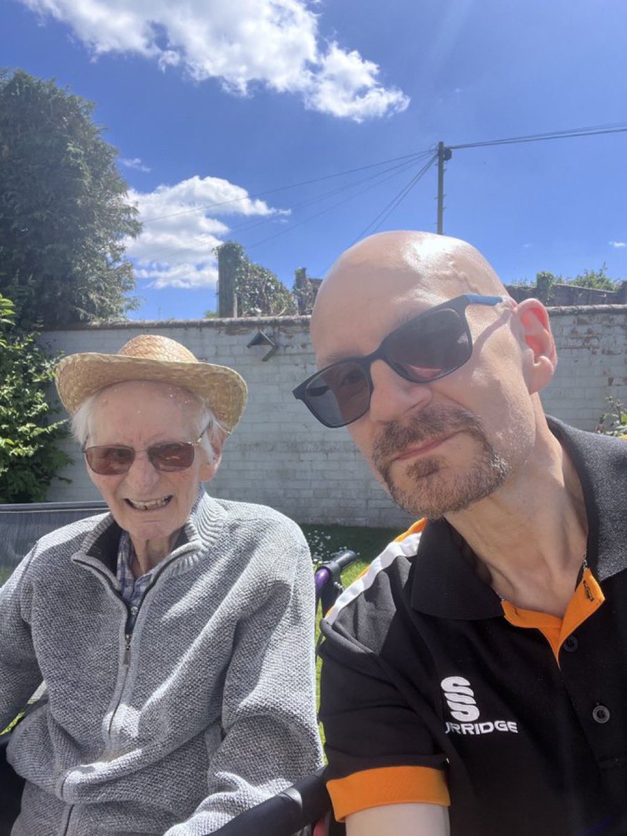 Duncan Young 🐝 🏆 tweet media