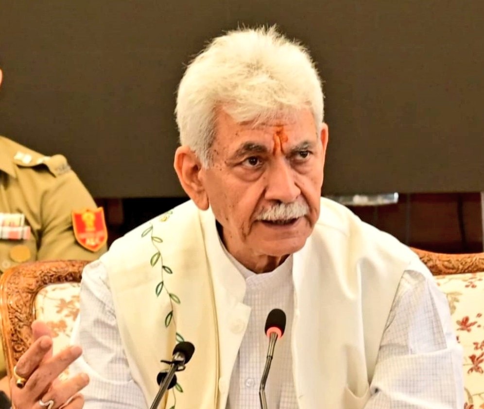 CenterForPeace7's tweet image. Jammu Kashmir is witnessing a historic turnaround under the dynamic leadership of Hon’ble LG @manojsinha_. From years of turbulence to an era of peace, prosperity, and inclusive growth, the region now stands as a shining symbol of transformation and hope. #ProgressingJK