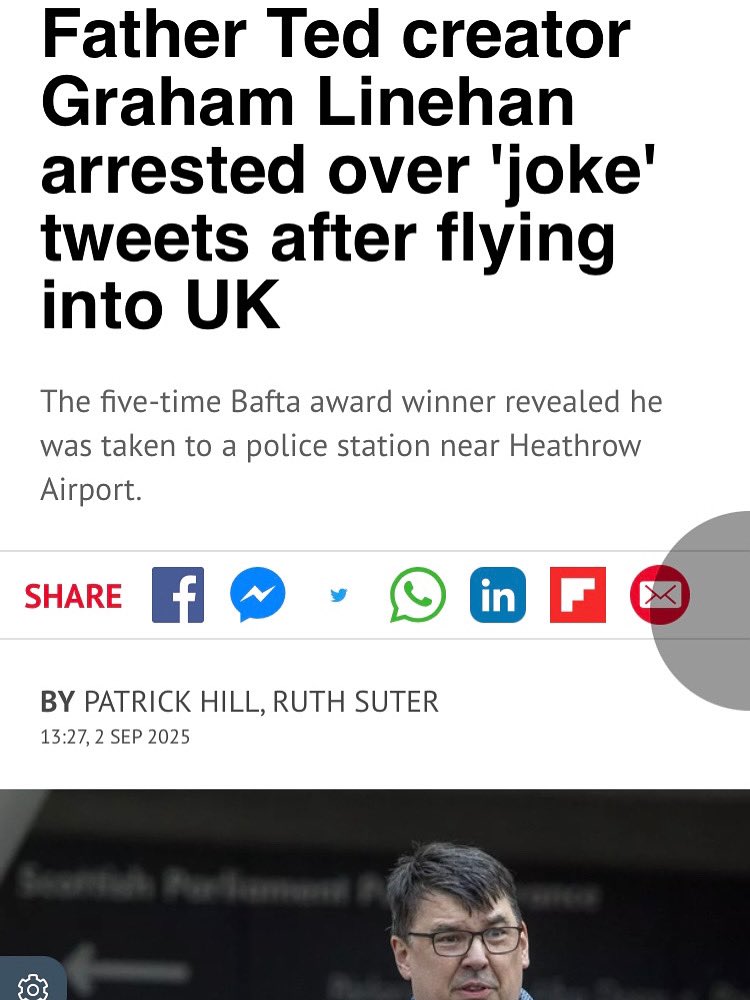Brian Mørk (@brianmork) on Twitter photo Det er ikke kun i Danmark. 
Forfatteren til komedie-serierne Black Books IT-Crowd og Father Ted, blev anholdt da han landede i Heathrow Lufthavn.
Grunden?
Jokes han havde skrevet om transmennesker. 
Jokes. 
Anholdt af 5 betjente. 
Som var han terrorist eller forbryder. 
Jokes. Det er ikke kun i Danmark. 
Forfatteren til komedie-serierne Black Books IT-Crowd og Father Ted, blev anholdt da han landede i Heathrow Lufthavn.
Grunden?
Jokes han havde skrevet om transmennesker. 
Jokes. 
Anholdt af 5 betjente. 
Som var han terrorist eller forbryder. 
Jokes.