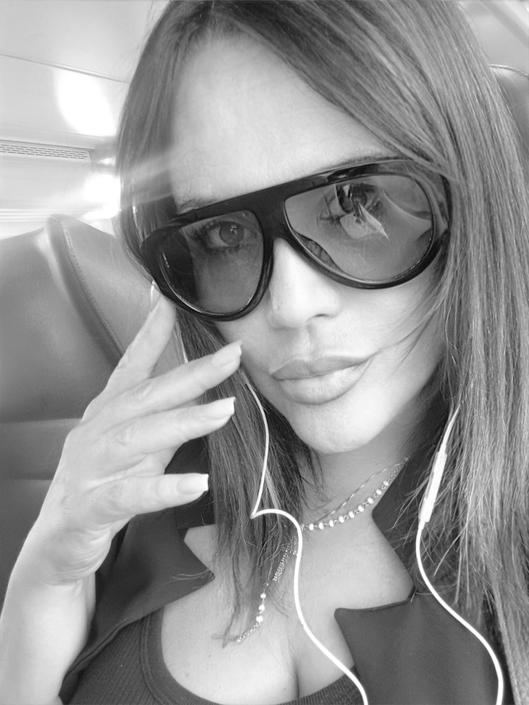 Grazia_eso3's tweet photo. 🎵🎶🎵🎶🎵🎶🎶🎵 https://t.co/5GuRohLZJI