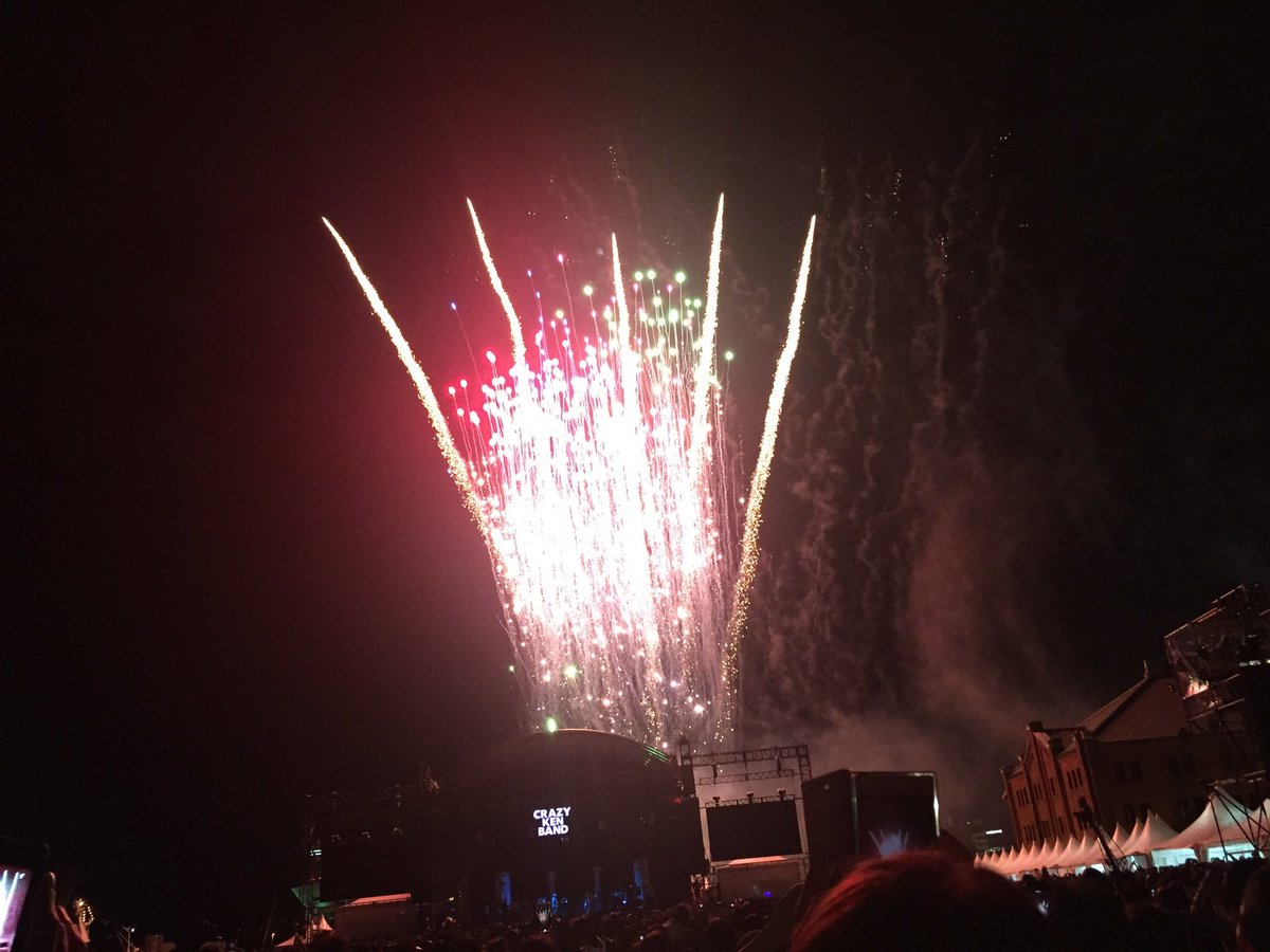 【間も無く】クレイジーケンバンド『華麗』配信解禁ですね！
写真は2017年9月2日の赤レンガ倉庫でのライブ。決して良席ではなかったけど、シャイコーでした！
さぁ、祭りだ❗️