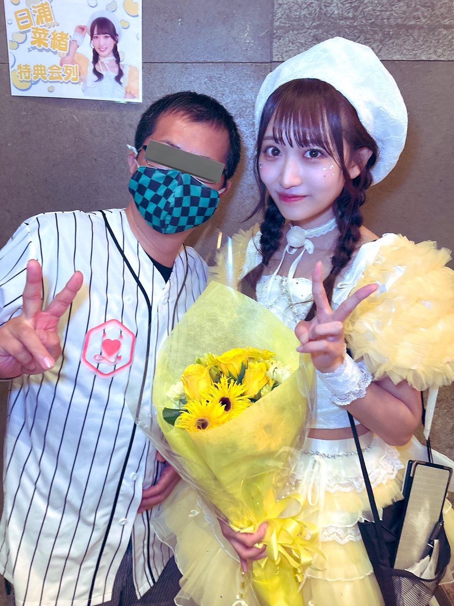 Senatanjiro222's tweet image. @hd_nao_
#ノーモア参勤交代
#日浦菜緒
#なおしか
#カマキリ菜緒
新しい乗り物にライドオンしたがりの菜緒ちゃん、今回は、野生のカマキリにライドオン。
次の参勤交代が2万光年って言ったのに、また並んでしまいました。
1光年がこの時間ですから、次チェキとるのは、いつになることやら