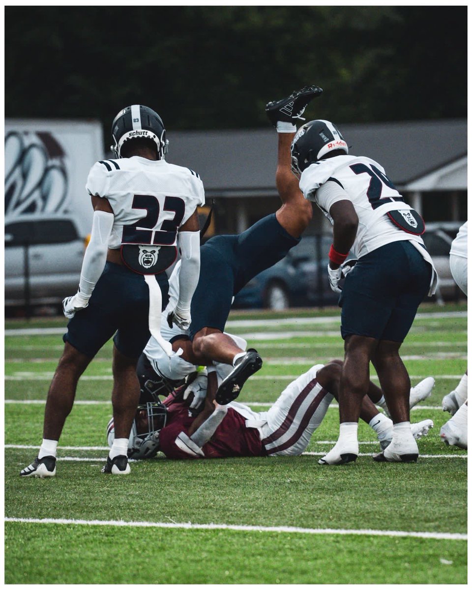 4 tackles, 1 pass deflection. First week stats 

hudl.com/v/2SXKhv