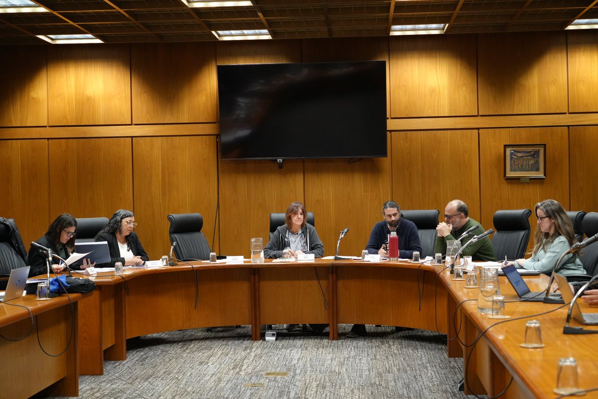 𝑫𝒊𝒑𝒖𝒕𝒂𝒅𝒐𝒔𝑼𝒀 (@diputadosuy) on Twitter photo <a href="/RielliDomingo/">Domingo Rielli</a> <a href="/debrumdiputado/">Diputado Horacio de Brum</a> <a href="/marcospresa609/">Marcos Presa</a> <a href="/CarlosRydstrom/">Carlos Rydström</a> La Comisión de Población y Desarrollo fue convocada para recibir a la Dirección Nacional de Discapacidad del Ministerio de Desarrollo Social, para tratar las modificaciones de los artículos 2° y 7° de la Ley de Protección Integral de Personas con Discapacidad. <a href="/RielliDomingo/">Domingo Rielli</a> <a href="/debrumdiputado/">Diputado Horacio de Brum</a> <a href="/marcospresa609/">Marcos Presa</a> <a href="/CarlosRydstrom/">Carlos Rydström</a> La Comisión de Población y Desarrollo fue convocada para recibir a la Dirección Nacional de Discapacidad del Ministerio de Desarrollo Social, para tratar las modificaciones de los artículos 2° y 7° de la Ley de Protección Integral de Personas con Discapacidad.