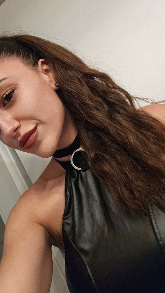 LexaColor's tweet image. 👸Viele Seelen sehnten sich, verlassen, in Erwartung meiner Rückkehr.

Nun ist die Zeit gekommen: 
#Zürich trägt noch immer die Spuren meiner Gegenwart. 
Ihr habt gefragt, gefordert, gebettelt.

Am 17.09. öffne ich wieder meine Tore  in Uster 😈

#femdomzh #femdom #mistress