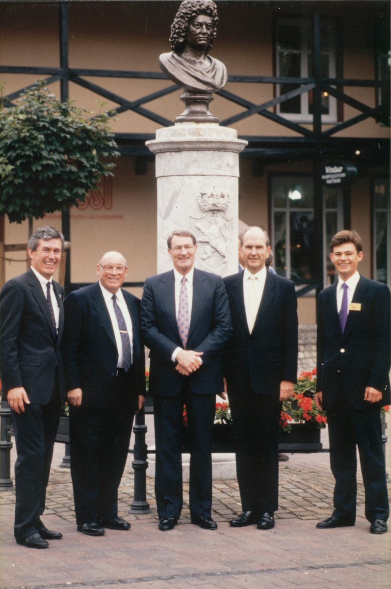 In the scriptures we read many times about the Savior’s powerful example of ministering to the one. Over the span of many years, I have witnessed the Lord’s servant, President Russell M. Nelson, follow our Master’s example.

As a stake president in 1987, I had the opportunity to