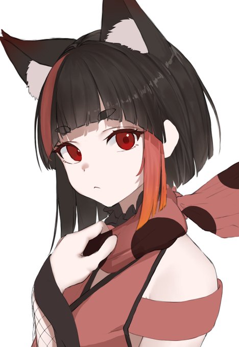 ちょっと塗りました🦊 