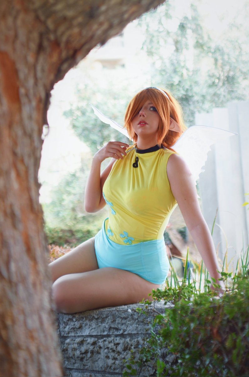 would you let me accompany you to save the prince? ✨️
#MetaphorReFantazio #コスプレ