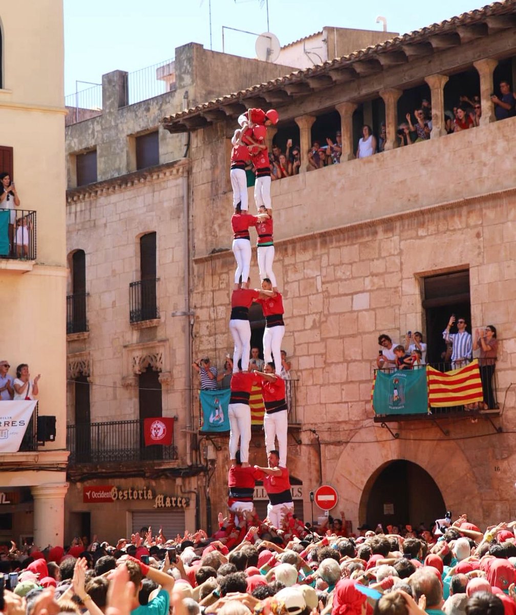 xusmarrilles's tweet photo. Castells        /       El que valoren al @concurscastells 

#castells https://t.co/xvduD9T79l