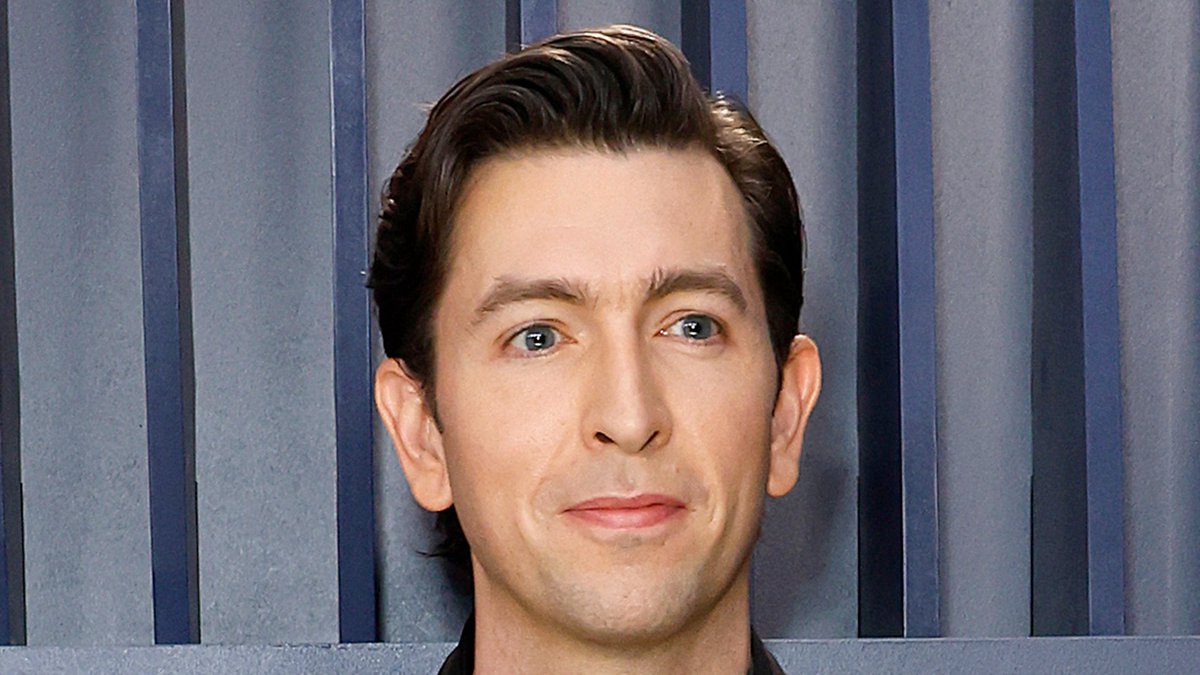 TMZ's tweet image. #EXCLUSIVE 🚨 'Succession' Star Nicholas Braun Arrested For Misdemeanor DUI

🔗Read More! tmz.me/svxhDzu