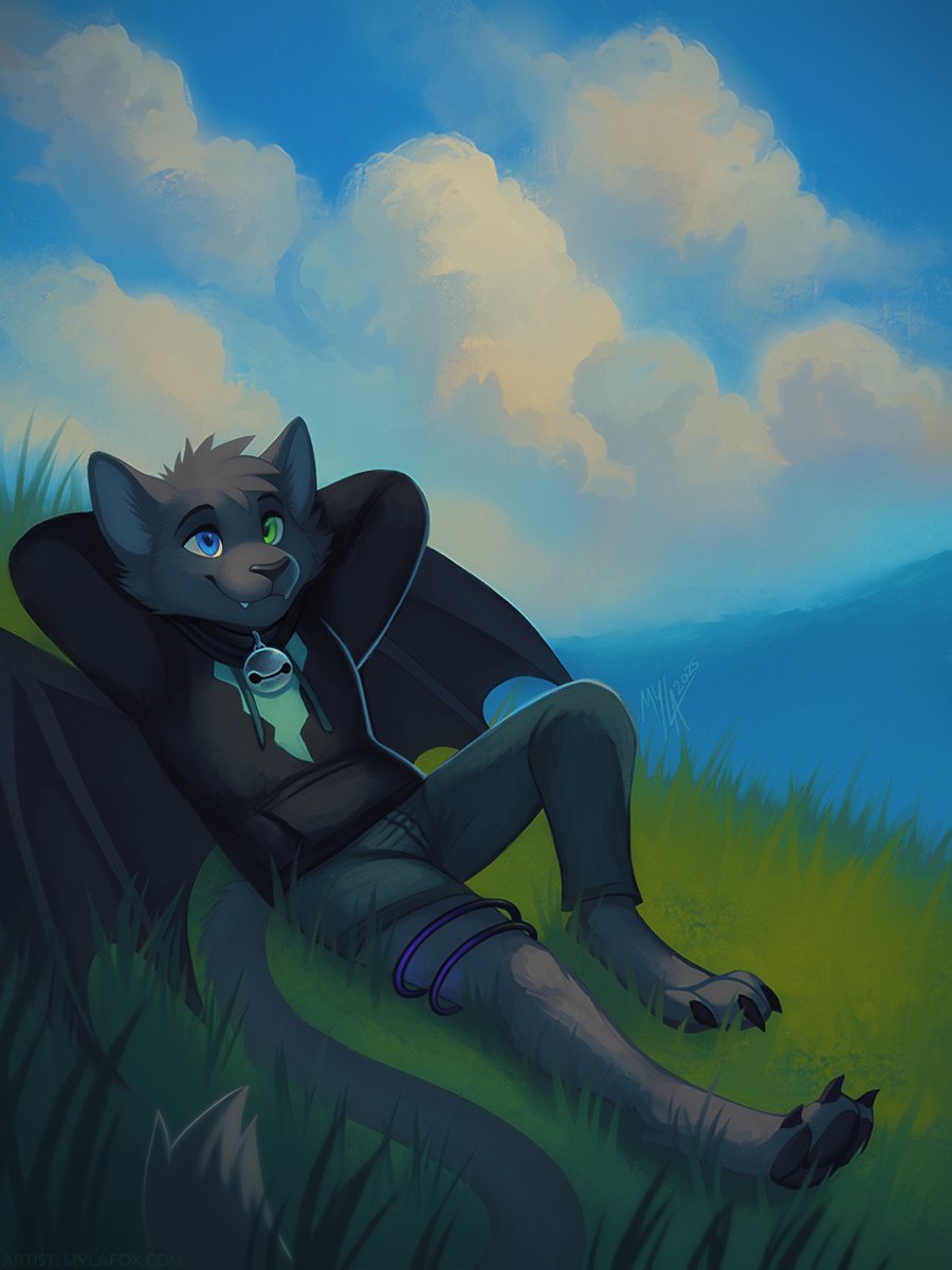 ✪ ᗰYᒪᗩ ✪ tweet media