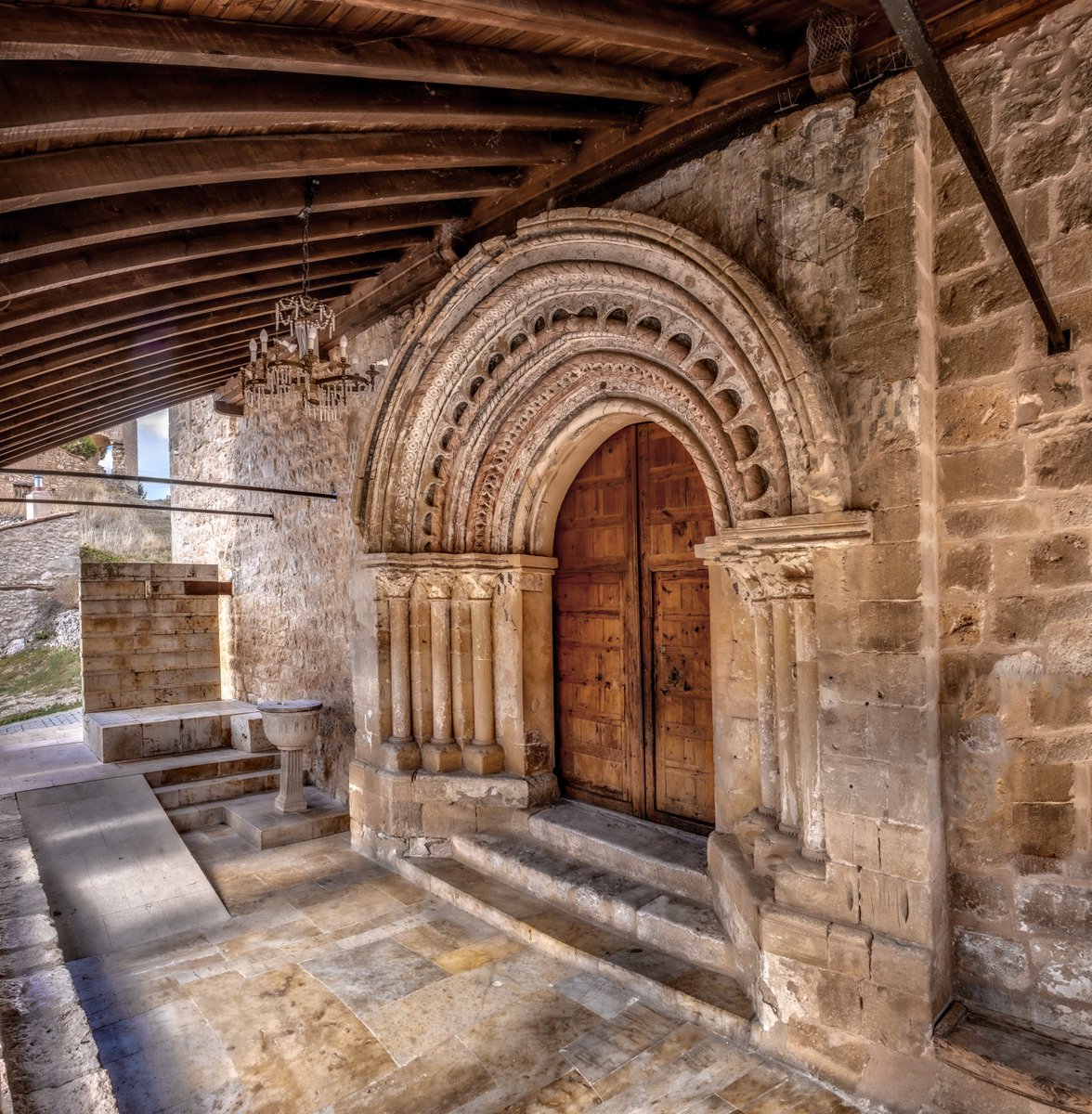 ¡Soria ni te la imaginas! (@sorianitelaimag) on Twitter photo En Castillejo de Robledo se alza la Iglesia de Nuestra Señora de la Asunción (s. XII), joya del románico soriano. 🕍 Con pinturas murales, pila bautismal y piezas góticas, fue declarada BIC y guarda siglos de historia en la Ribera del Duero Soriana. 🌄
#SoriaNiTeLaImaginas En Castillejo de Robledo se alza la Iglesia de Nuestra Señora de la Asunción (s. XII), joya del románico soriano. 🕍 Con pinturas murales, pila bautismal y piezas góticas, fue declarada BIC y guarda siglos de historia en la Ribera del Duero Soriana. 🌄
#SoriaNiTeLaImaginas