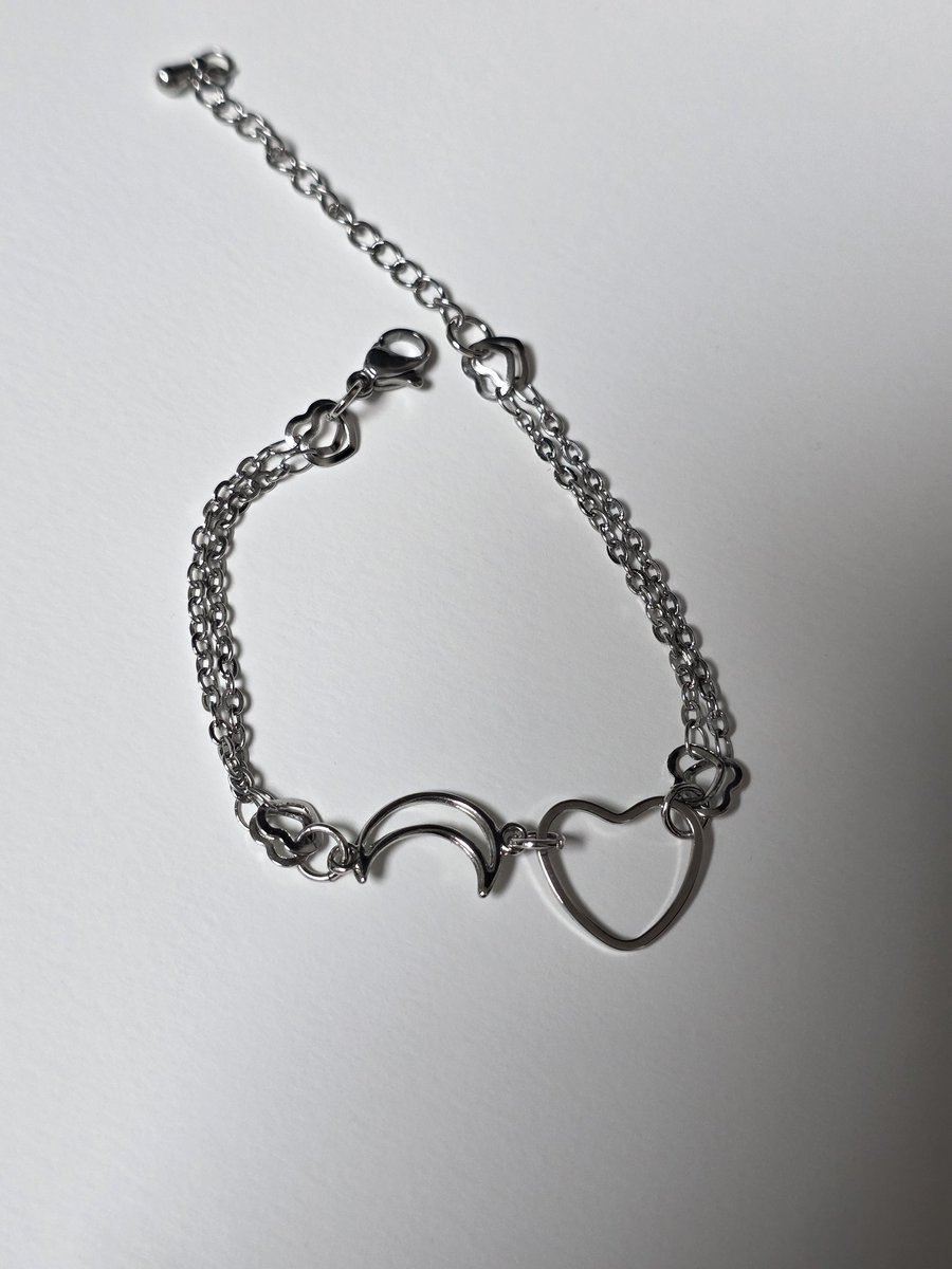 mess_sequence_'s tweet image. 하트문 팔찌 ‧˚₊*̥