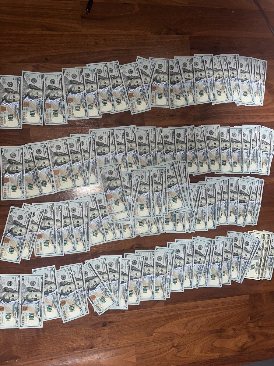 i talk CA$H MØNEY SH!T i dont speak no damn english $$,🩸💨