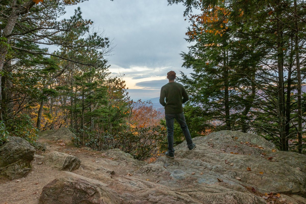 McDowellTourism's tweet image. The Blue Ridge Mountains are calling this fall 🍂 We rounded up the 15 best hikes to catch peak color and stunning views. Find your next trail here: destinationmcdowell.com/blog/15-best-h… #DestinationMcDowell #FallHikes