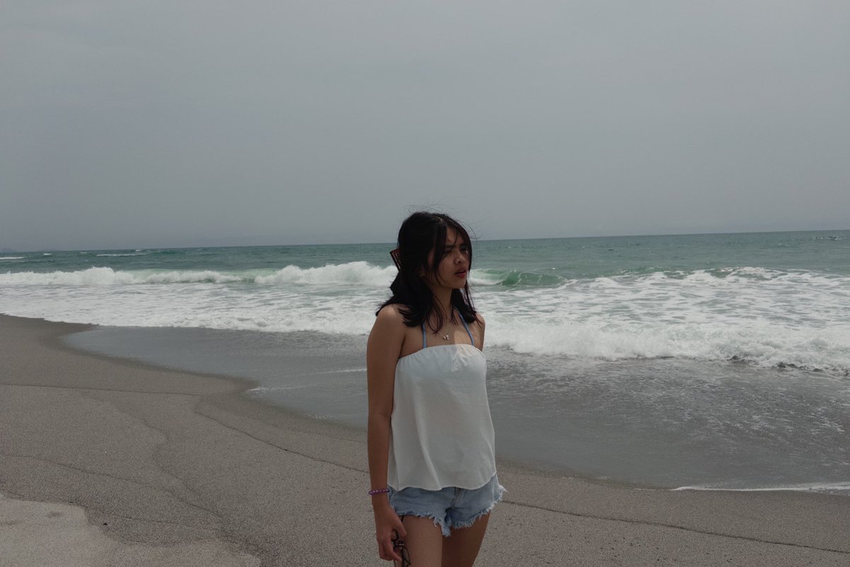 studywrei's tweet image. life update: prelims so hard, i had to cure it with saltwater