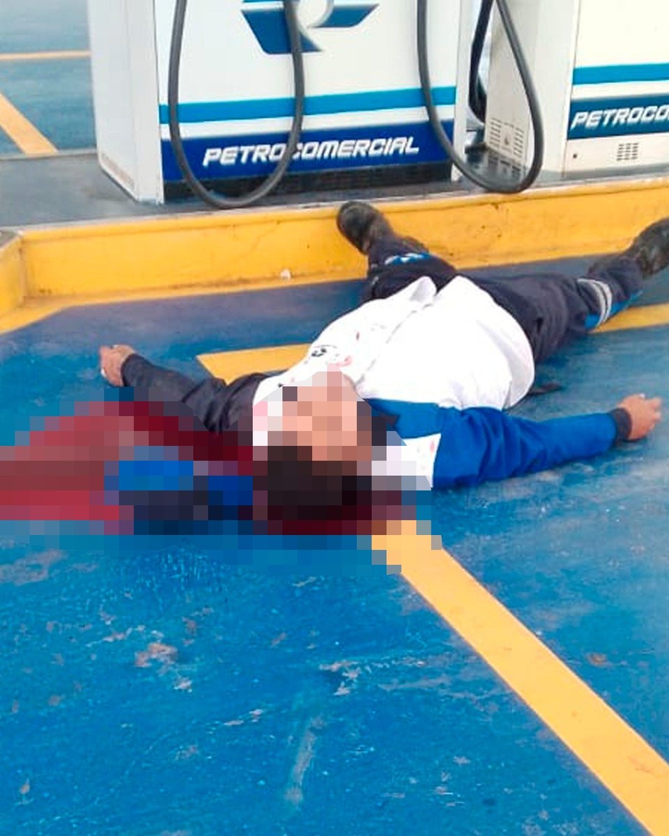¡ASESINADO EN GASOLINERA DE MONTECRISTI!

A esta hora, se reporta un nuevo hecho violento en el distrito, en esta ocasión en Montecristi, donde un hombre fue asesinado mientras trabajaba despachando gasolina. 

Hasta el momento, se desconoce la identidad de la víctima. 

Noticia