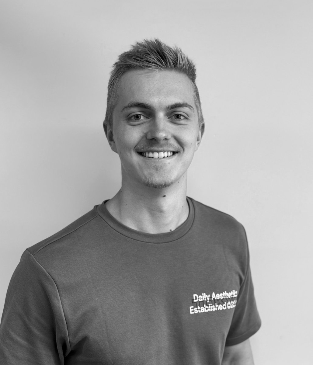 NHL student Rick Meerstra is een half jaar bij ons komen stagelopen. We gaan hem zoveel mogelijk aspecten van het architecten vak en de bouw in het algemeen laten meemaken.  
Zo investeren we in de vakmensen van de toekomst!