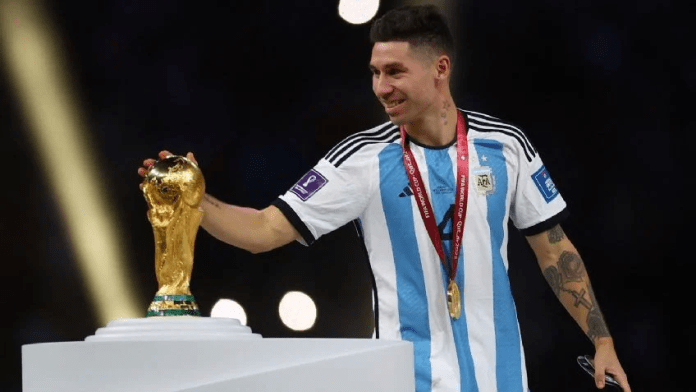 Tadeo Culell Elustondo (@tadeculell) on Twitter photo Anoten a todos los que quieren a Montiel afuera de los Cuartos de Final porque serán los mismos que después intentarán subirse de nuevo. Siempre arriba del barco de Cachete. Anoten a todos los que quieren a Montiel afuera de los Cuartos de Final porque serán los mismos que después intentarán subirse de nuevo. Siempre arriba del barco de Cachete.