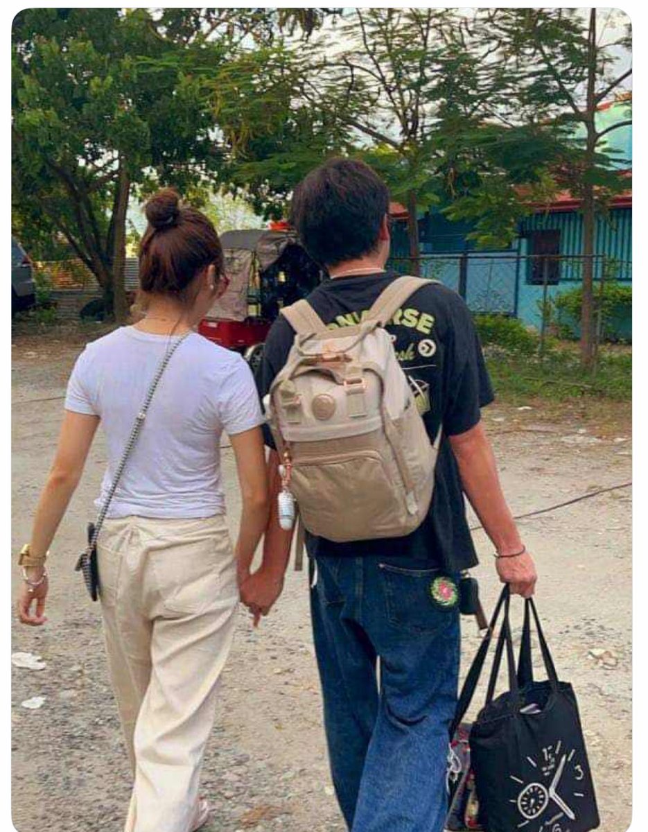 cloudviewer411's tweet image. The people who loved you and continue to love you knew your struggles and challenges faced, we are so proud of you Franseth how far you have gone. Malayo na pero malayo pa. 

SHINE LIKE FRANSETH