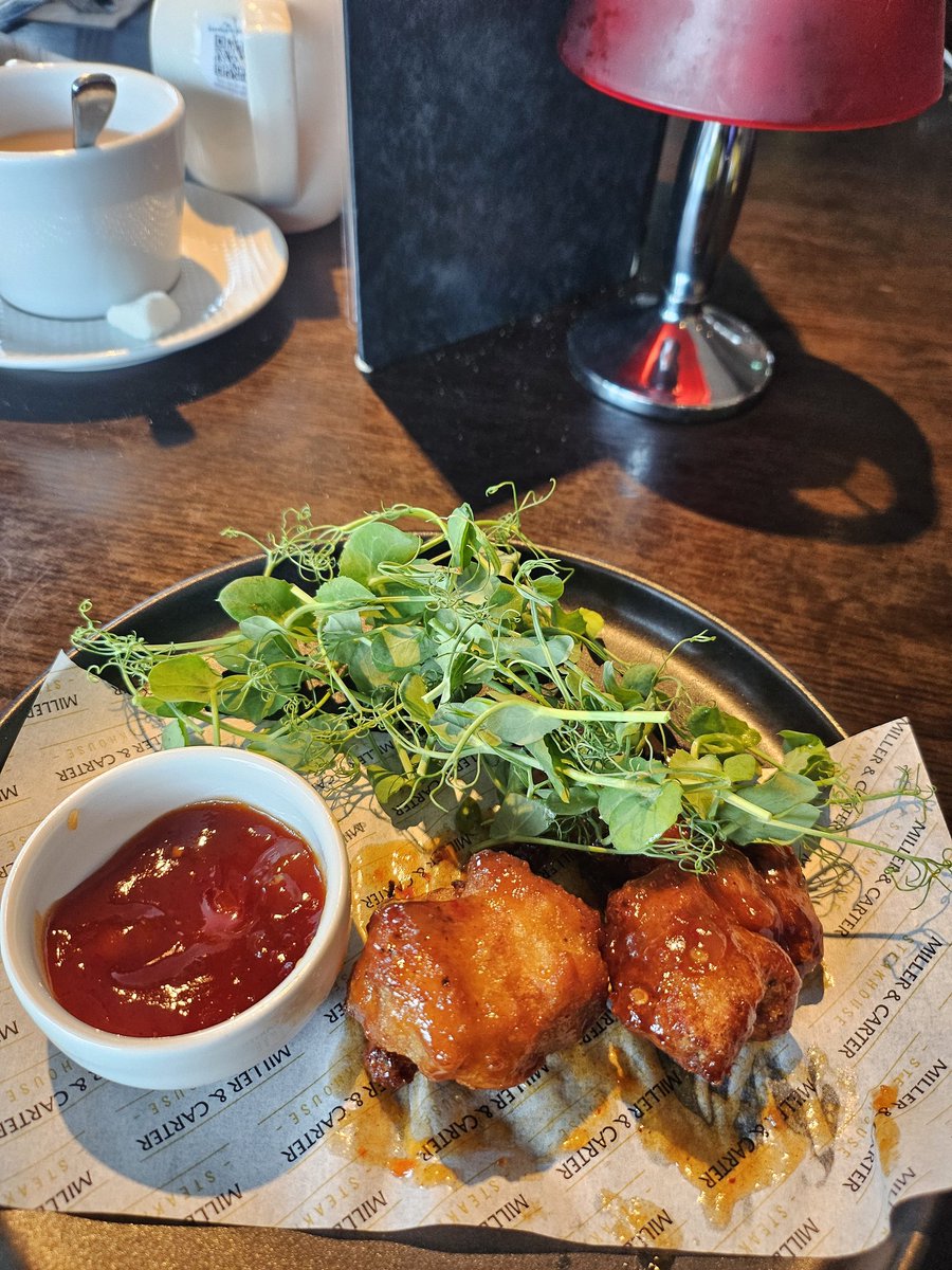 zoemufc's tweet image. Belated celebratory exam results lunch at Miller and Carter with @Rhysbach09