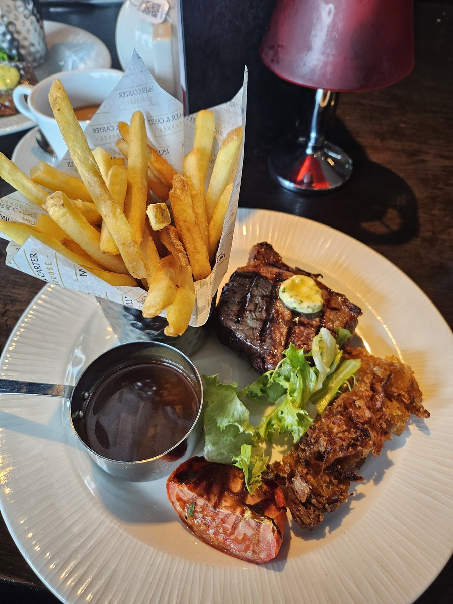 zoemufc's tweet image. Belated celebratory exam results lunch at Miller and Carter with @Rhysbach09