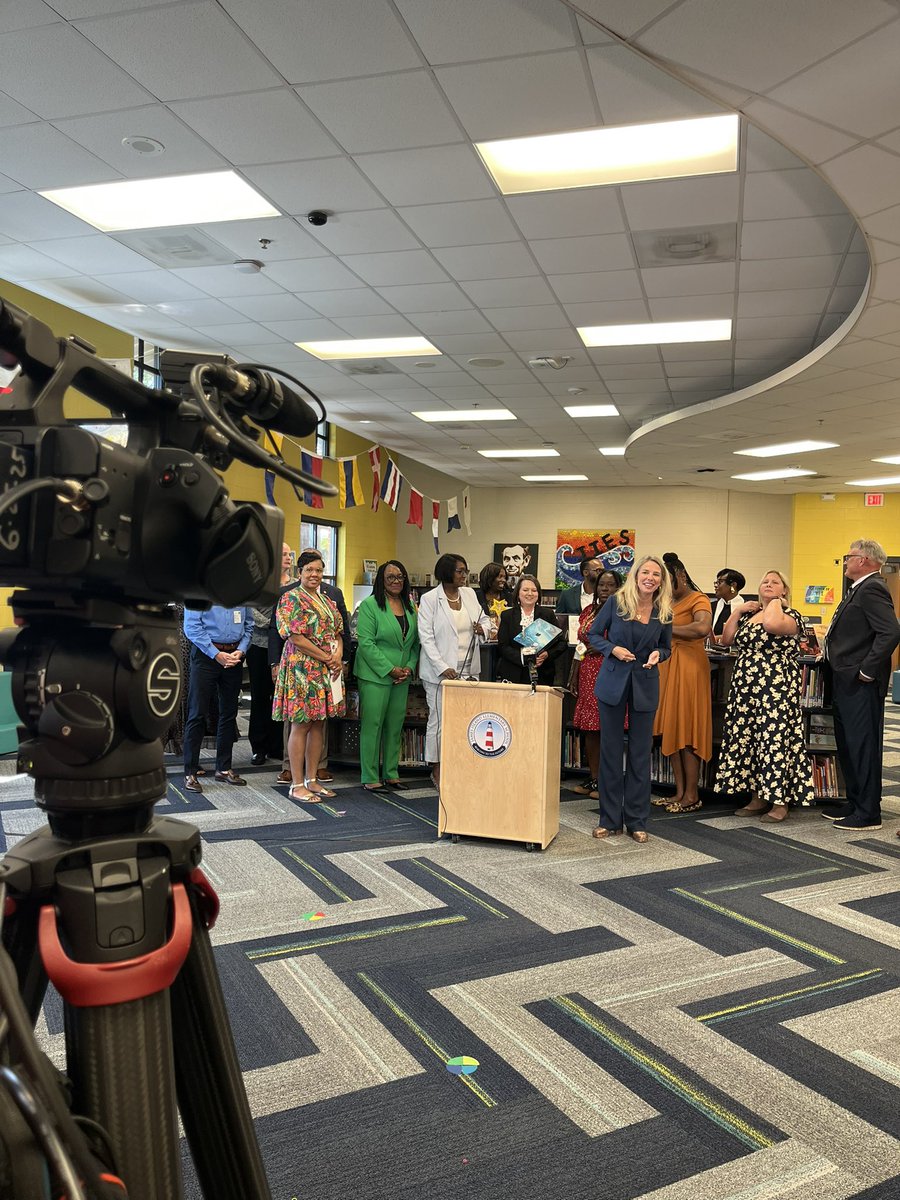 Caroline Spikes tweet media