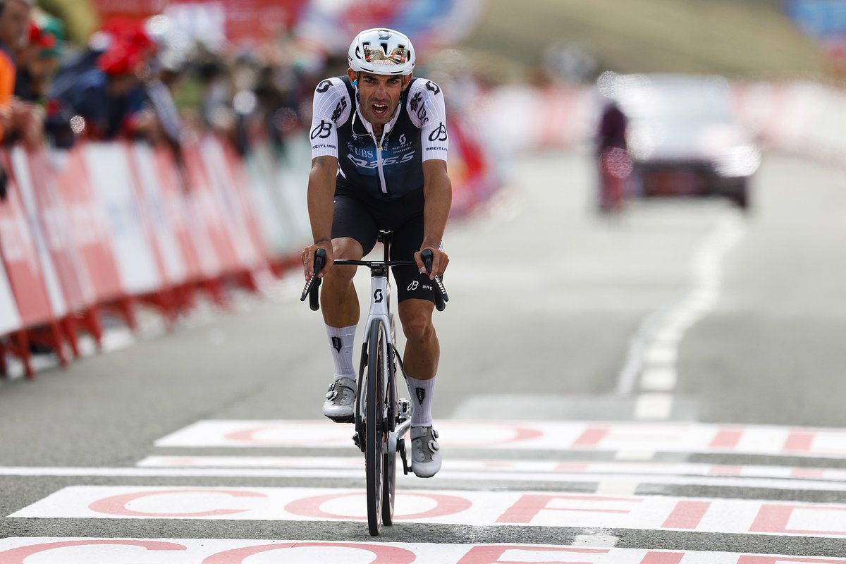 🇪🇸#lavuelta25 

We had Xabier Mikel and David G in the break today. The rest of the team stayed with Tom who sprinted to fifth place. He is still fourth on GC. 

Tomorrow we go to Bilbao, with Alto de Pike and a very technical descent to the line. 

#racesharp