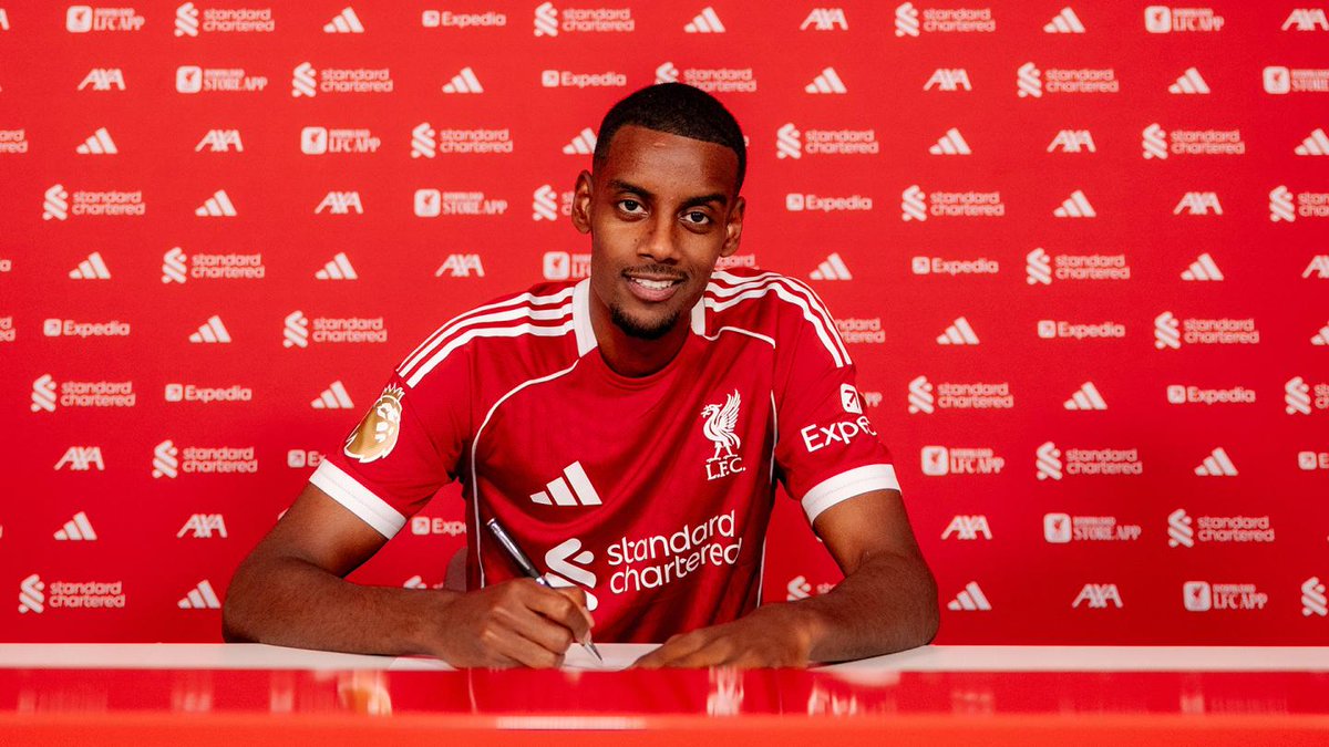 💰 Beim Transfer von Alexander Isak zu Liverpool kassiert der BVB rund 1,5M€.
#BVB 
🗞<a href="/AroooBVB/">Aro10</a>