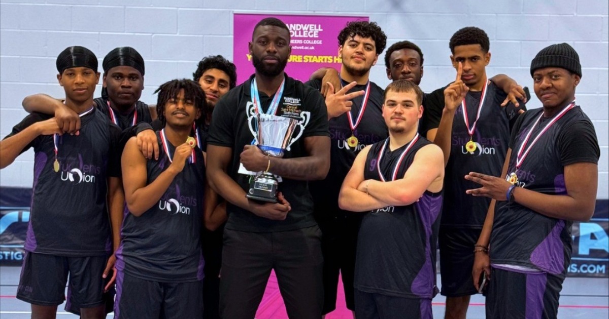 At Central Saint Michael’s Sixth Form, students enjoy more than just great teaching. From clubs &amp; trips to creative activities &amp; sports – there’s something for everyone!
✅ Enrol now
🚍 FREE travel 365 days a year