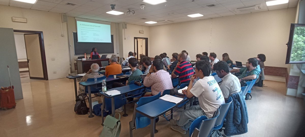 27th ESHET Summer School 💐 University of Tor Vergata, September 1-5, 2025, Rome. Thanks to Annalisa Rosselli &amp; Paolo Paesani and all participants  <a href="/SorbonneParis1/">Université Paris 1 Panthéon-Sorbonne</a> <a href="/Societies_HET/">SHoET</a> <a href="/unitorvergata/">Università di Roma Tor Vergata</a>