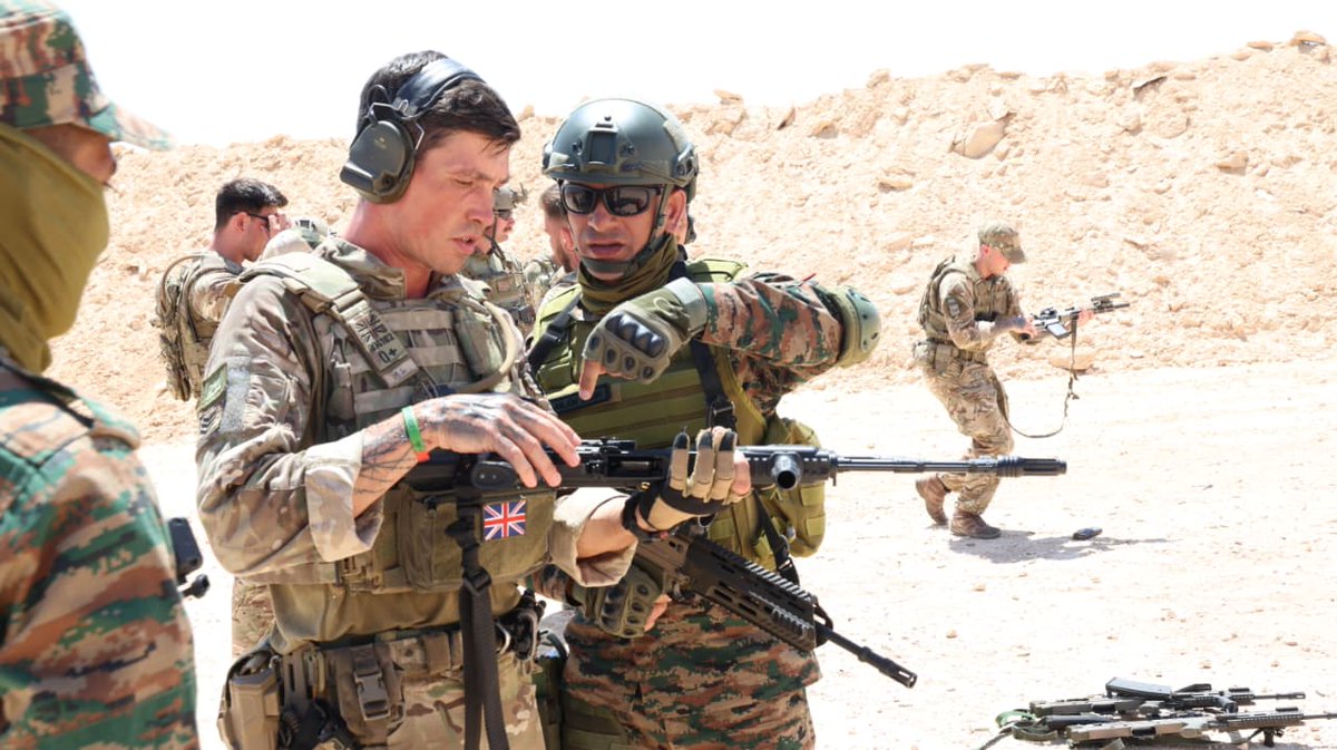 NewsIADN's tweet image. 🇮🇳🇪🇬 #IndianArmedForces conduct Joint Firing, Combat Medic and CBRN drills during #BrightStar2025 in #Egypt.