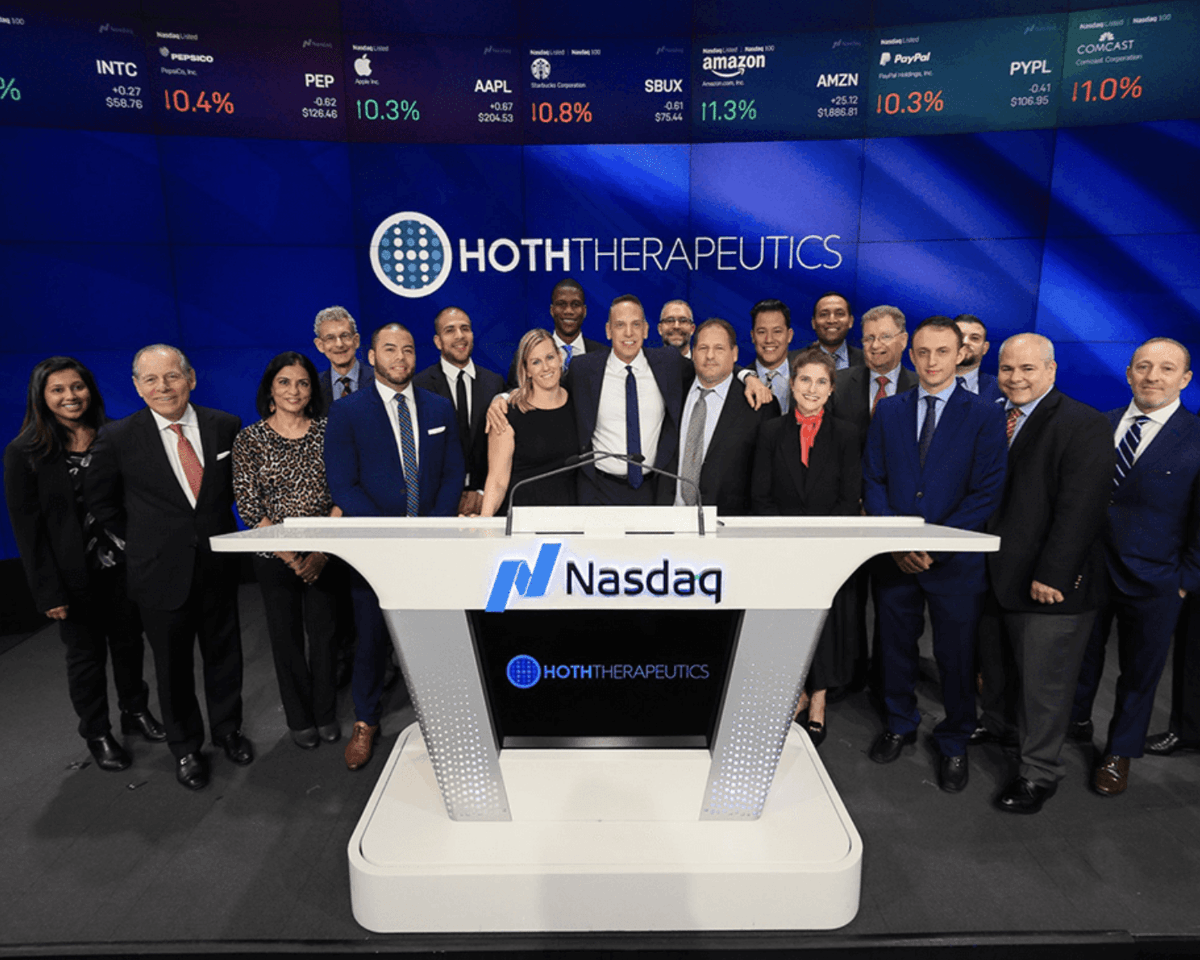 notreload_ai's tweet photo. $HOTH +11.7% [HT-KIT, a new cancer drug, shows powerful tumor-killing ability in models within 24 hours, has a clean safety profile, and exceeds regulatory validation standards. It aims to treat KIT-driven cancers and is moving toward human trials.] https://t.co/FpiuZQhZGL https://t.co/m89XkyW6xq