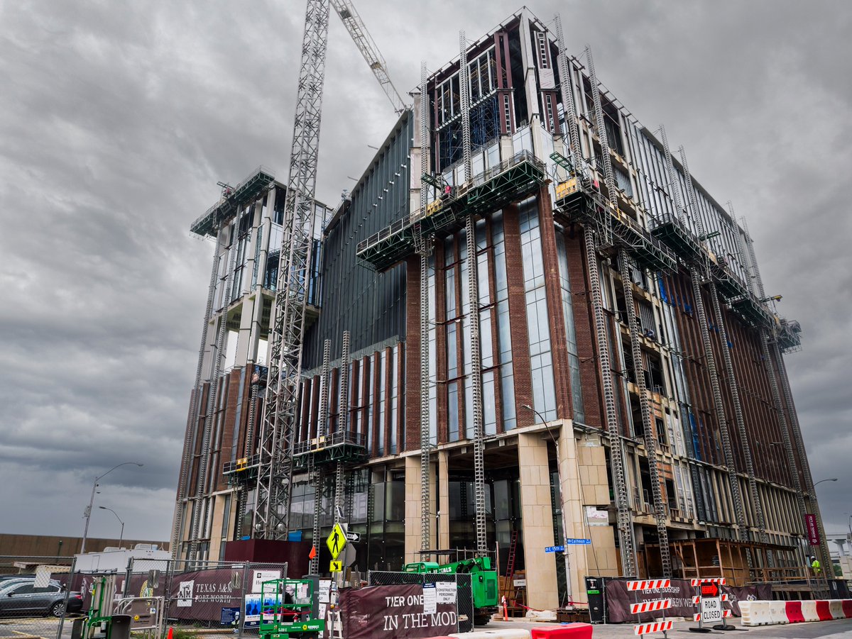 SourceBLDG's tweet image. Things are really moving in the right direction as the Texas A&M University Law and Education Building construction continues.
#texasamuniversity #SBG #highereducation #contractors #lawandeducation #fortworthtx #newconstruction #serviceexcellence