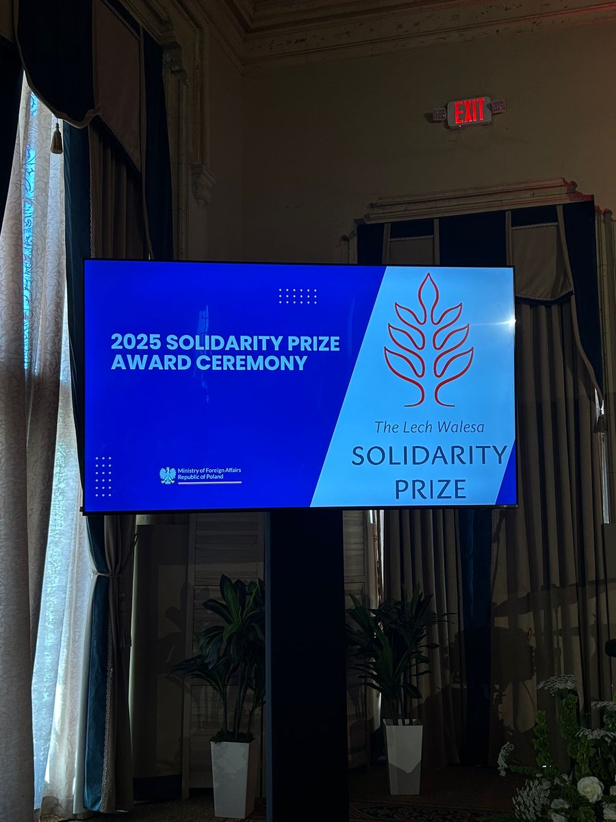 Today, Cuban activist Berta Soler Fernández—leader of the Ladies in White—receives the prestigious Lech Wałęsa Solidarity Prize.

Her courage reminds us that the fight for freedom in Cuba continues.
<a href="/DamasdBlanco/">Damas de Blanco PREMIO ANDREI SAJAROV 2005</a> ✊ #Solidarity #CubaLibre #StandWithCuba