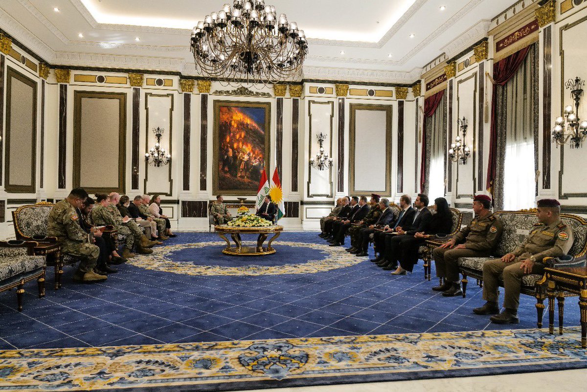 kamiyarderaney's tweet image. President Nechirvan Barzani meets Admiral Charles Cooper to discuss security and the future of U.S. forces in Iraq. Kurdistan’s strategic role is growing as U.S. attention shifts from Baghdad.🛡️

@IKRPresident @CENTCOM 
#Kurdistan #USForces #Iraq  #Erbil #USMilitary #CENTCOM