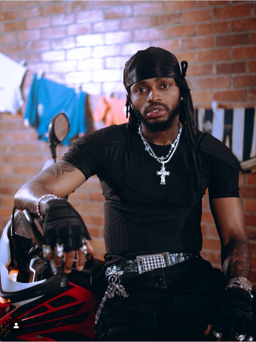 Wakuu ndio naingia hapa nasikia simba la masimba katusema majobless aise.... 🤔🤔🤔