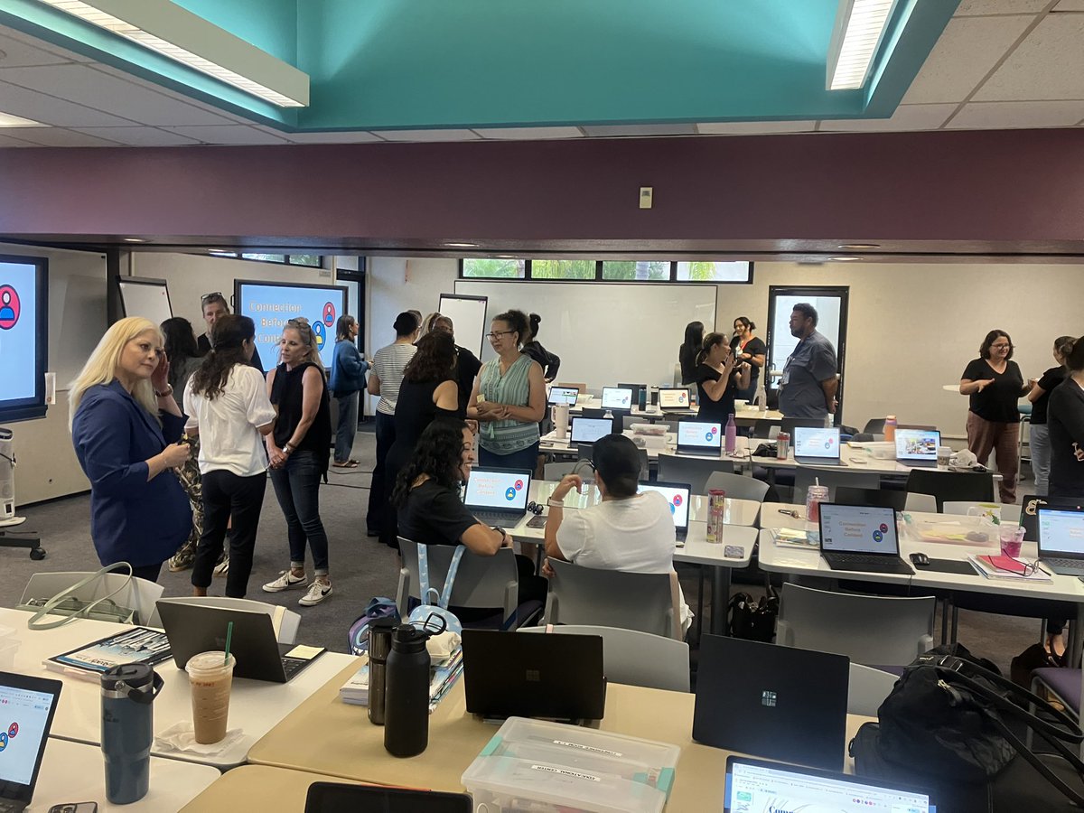 1st grade teachers reflecting on their “why” they got into teaching, before we dig into our work of Integrating ELD into our scope and sequence. #sbusddreambuilding <a href="/SBUSD_NEWS/">SBUSD NEWS</a> <a href="/Supt_SBUSD/">Jose A. Espinoza</a> <a href="/LearnInnoDept/">Educational Services Department</a> <a href="/EMI_SBUSD/">Paola Flores</a>