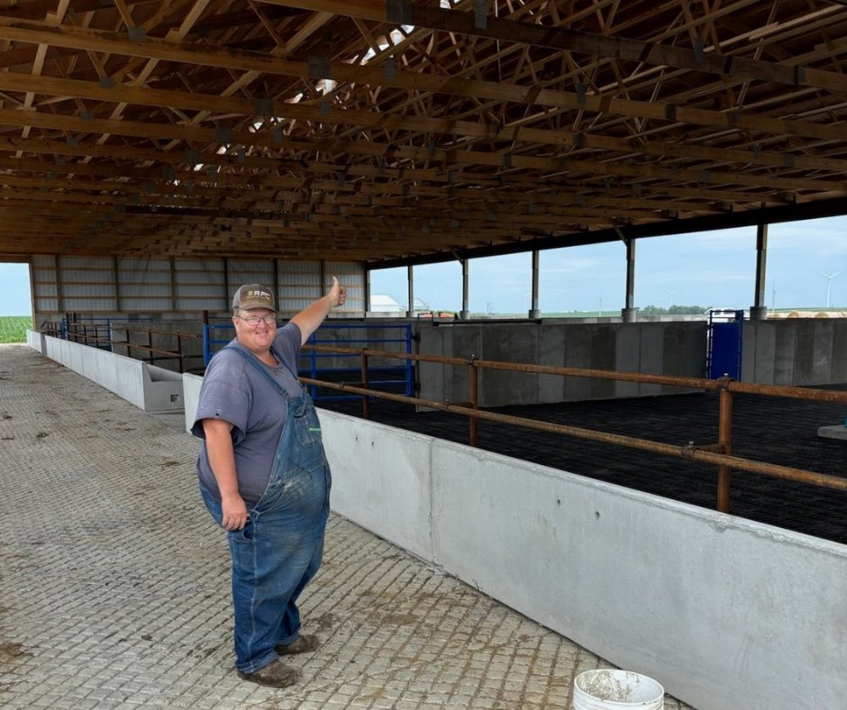 𝘼𝙧𝙚 𝙮𝙤𝙪𝙧 𝙘𝙖𝙩𝙩𝙡𝙚 𝙬𝙞𝙣𝙩𝙚𝙧 𝙧𝙚𝙖𝙙𝙮? 🌨️

Will your cattle be standing on cold concrete or cushioned EASYFIX Slat Rubber?🐂

Make the switch this winter 👉 Your herd (&amp; your bottom line) will thank you🤩✅

💻 Visit easyfix.com
☎️ Call +1 605 261 1508