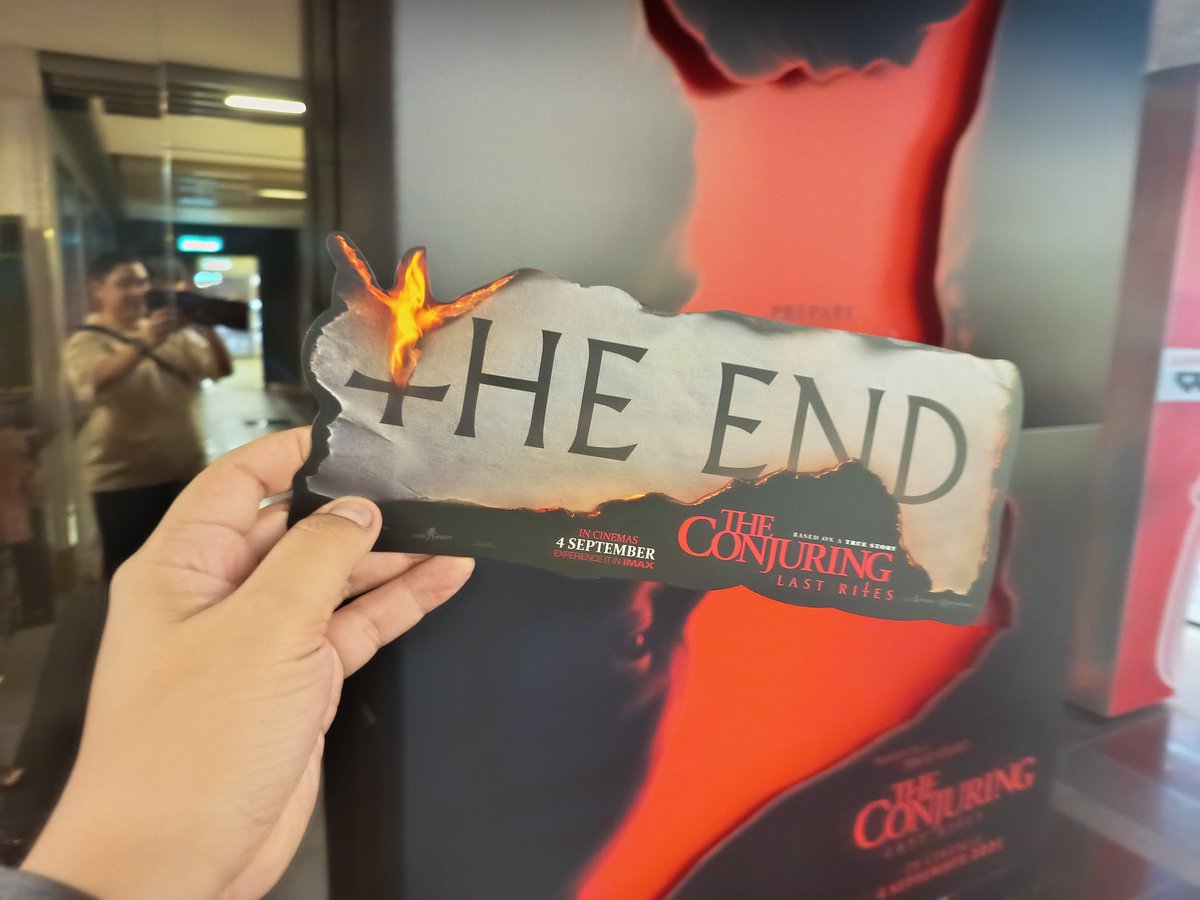 A deserving conclusion for The Warrens saga, more heart than horror. Definitely better than the disappointed The Devil Made Me Do It. In fact, this might be Michael Chaves most mature horror movie. 

#TheConjuringLastRites #HDABDHMD